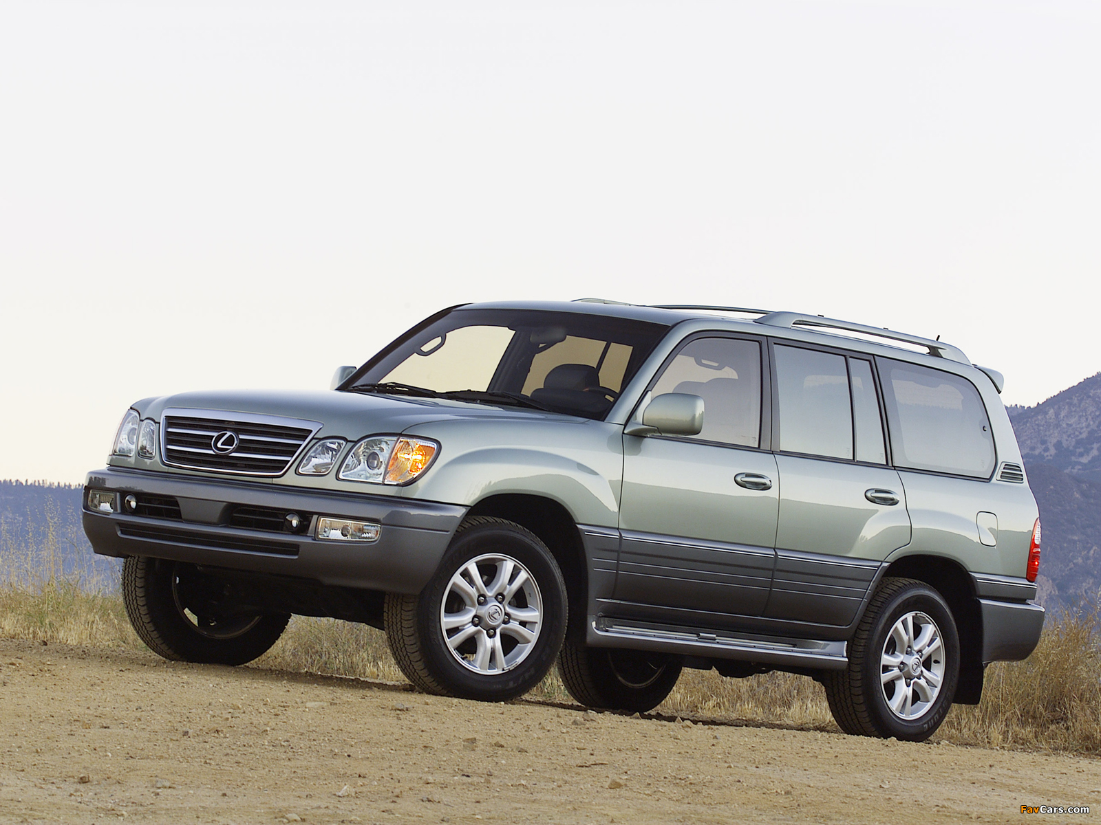 Lexus LX 470 (UZJ100) 2003–05 pictures (1600 x 1200)