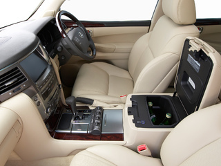 Lexus LX 570 AU-spec (URJ200) 2008–12 photos