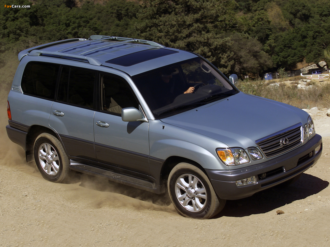 Photos of Lexus LX 470 (UZJ100) 2003–05 (1280 x 960)