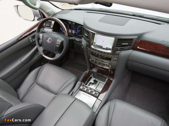 Pictures of Lexus LX 570 (URJ200) 2008–12 (640 x 480)