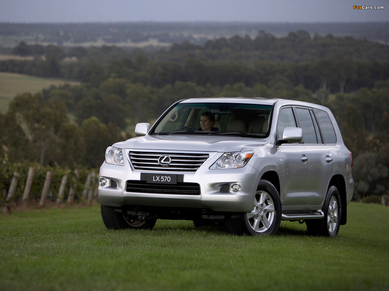 Pictures of Lexus LX 570 AU-spec (URJ200) 2008–12 (1280 x 960)