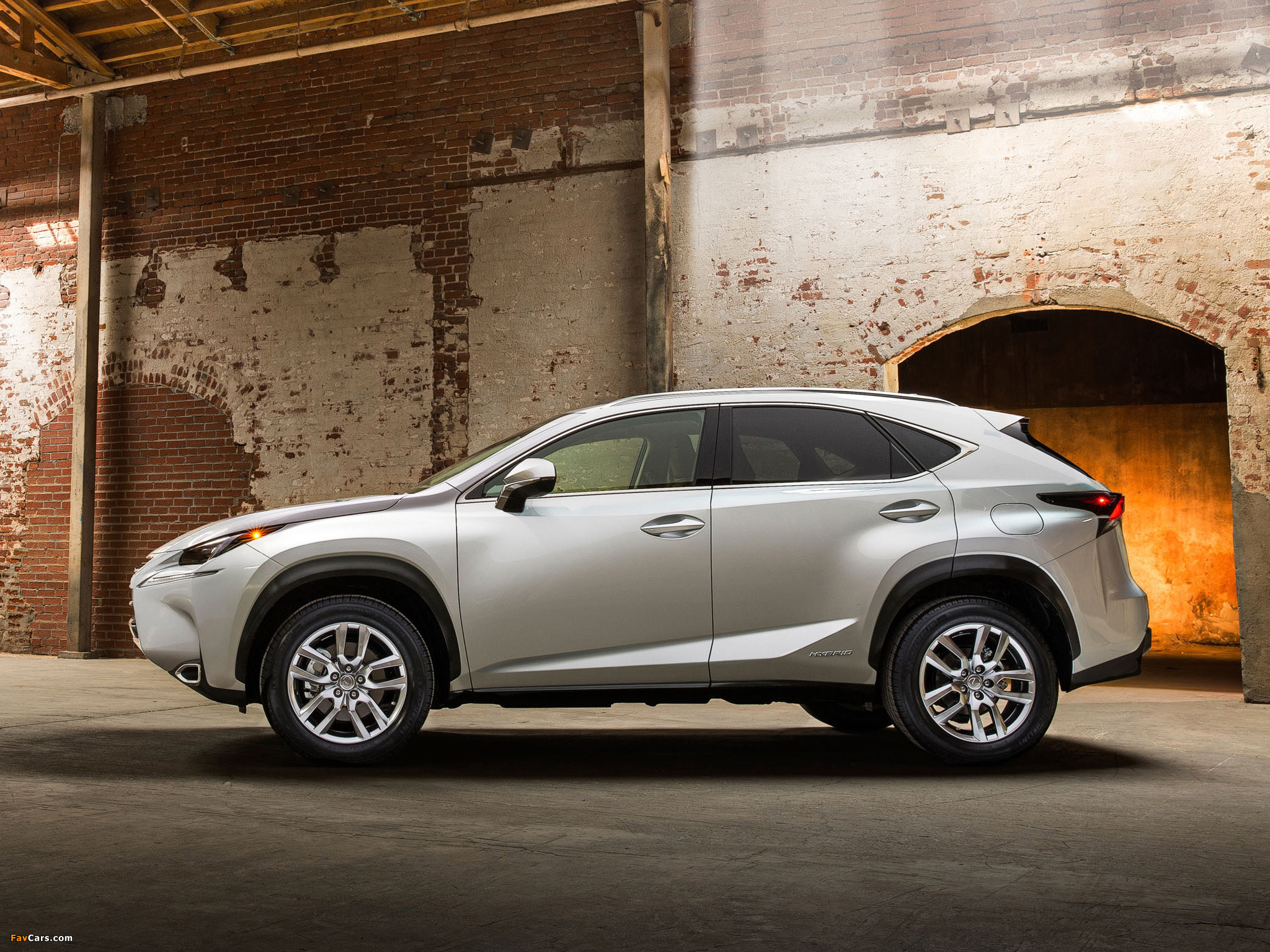 Lexus NX 300h 2014 photos (2048 x 1536)