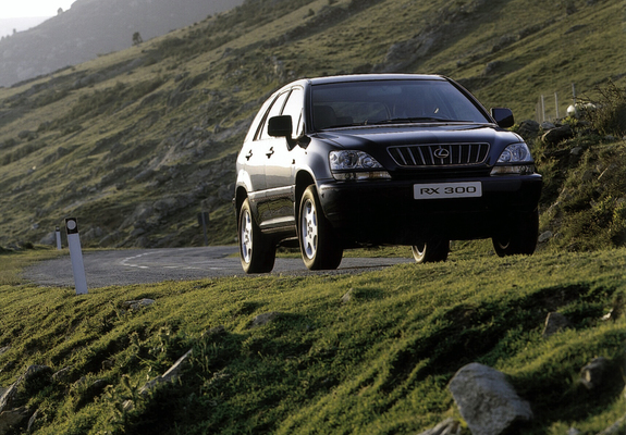Images of Lexus RX 300 EU-spec 2000–03