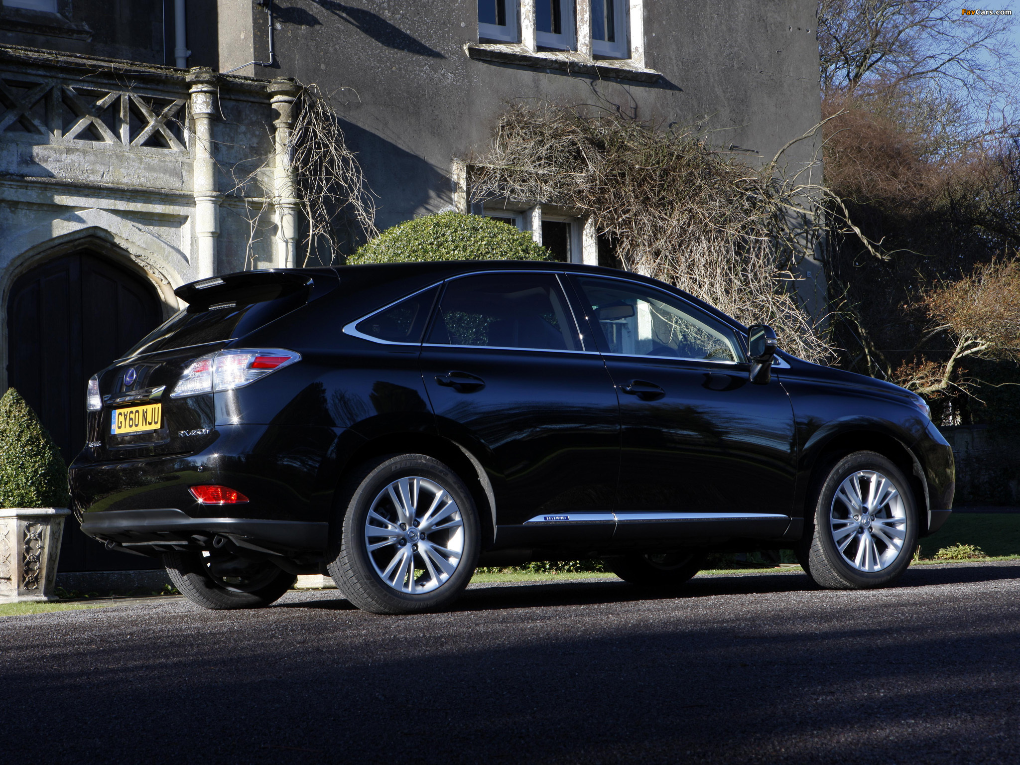 Images of Lexus RX 450h UK-spec 2009–12 (2048 x 1536)
