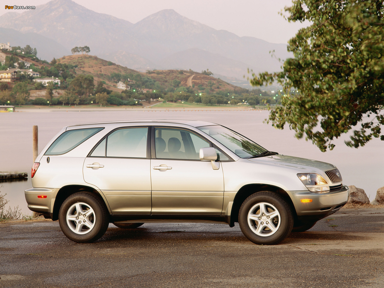 Lexus RX 300 1998–2000 images (1280 x 960)