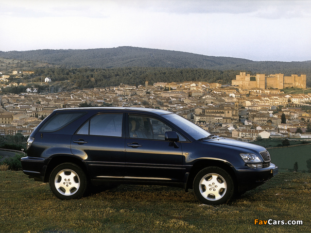 Lexus RX 300 EU-spec 2000–03 images (640 x 480)