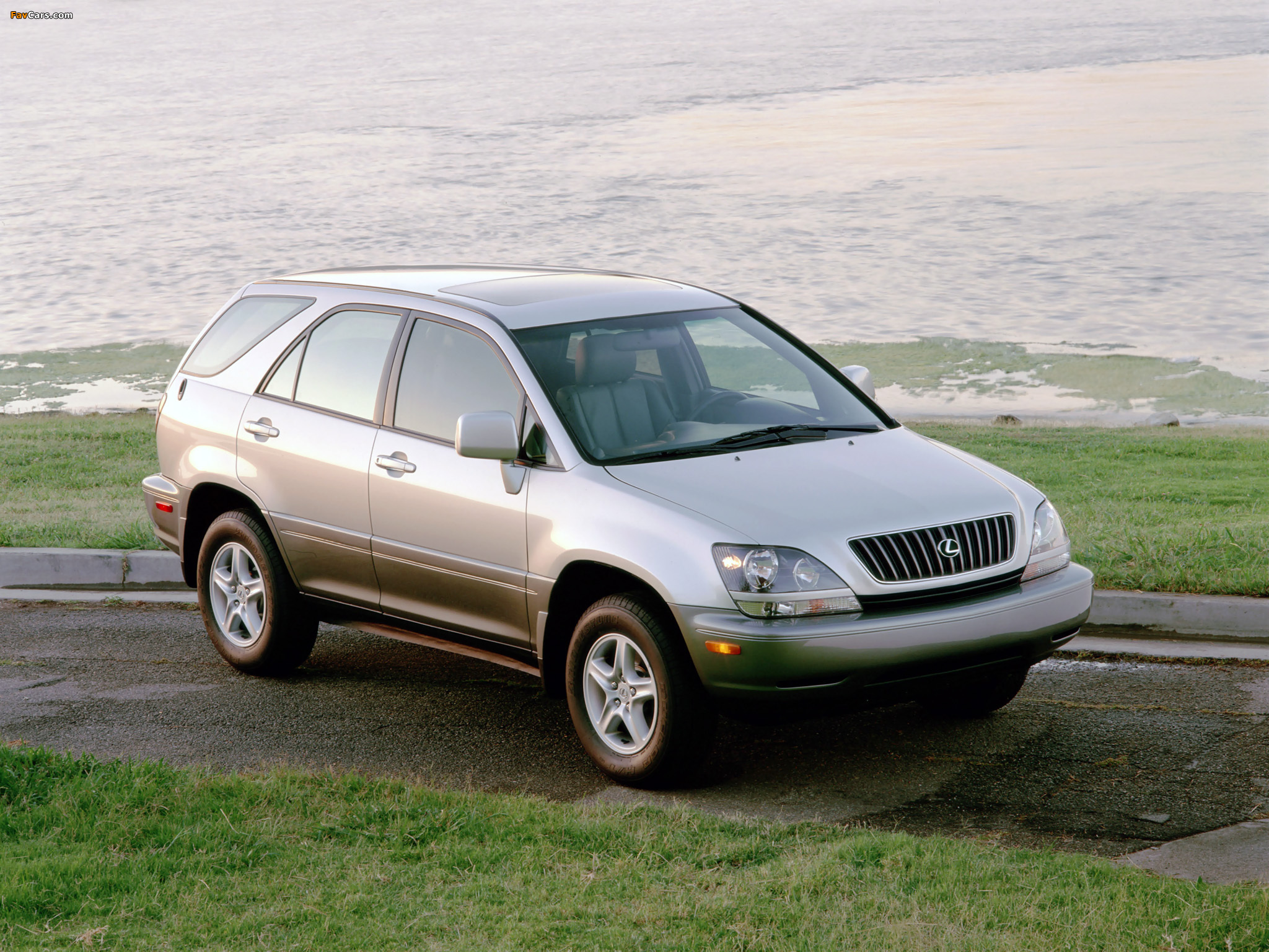 Photos of Lexus RX 300 1998–2000 (2048 x 1536)