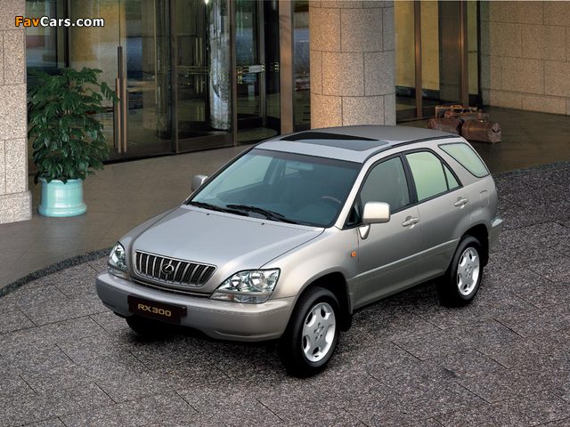 Photos of Lexus RX 300 EU-spec 2000–03 (640 x 480)