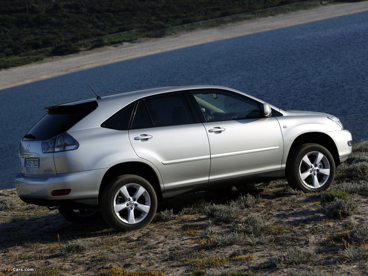 Photos of Lexus RX 300 EU-spec 2003–06 (1280 x 960)