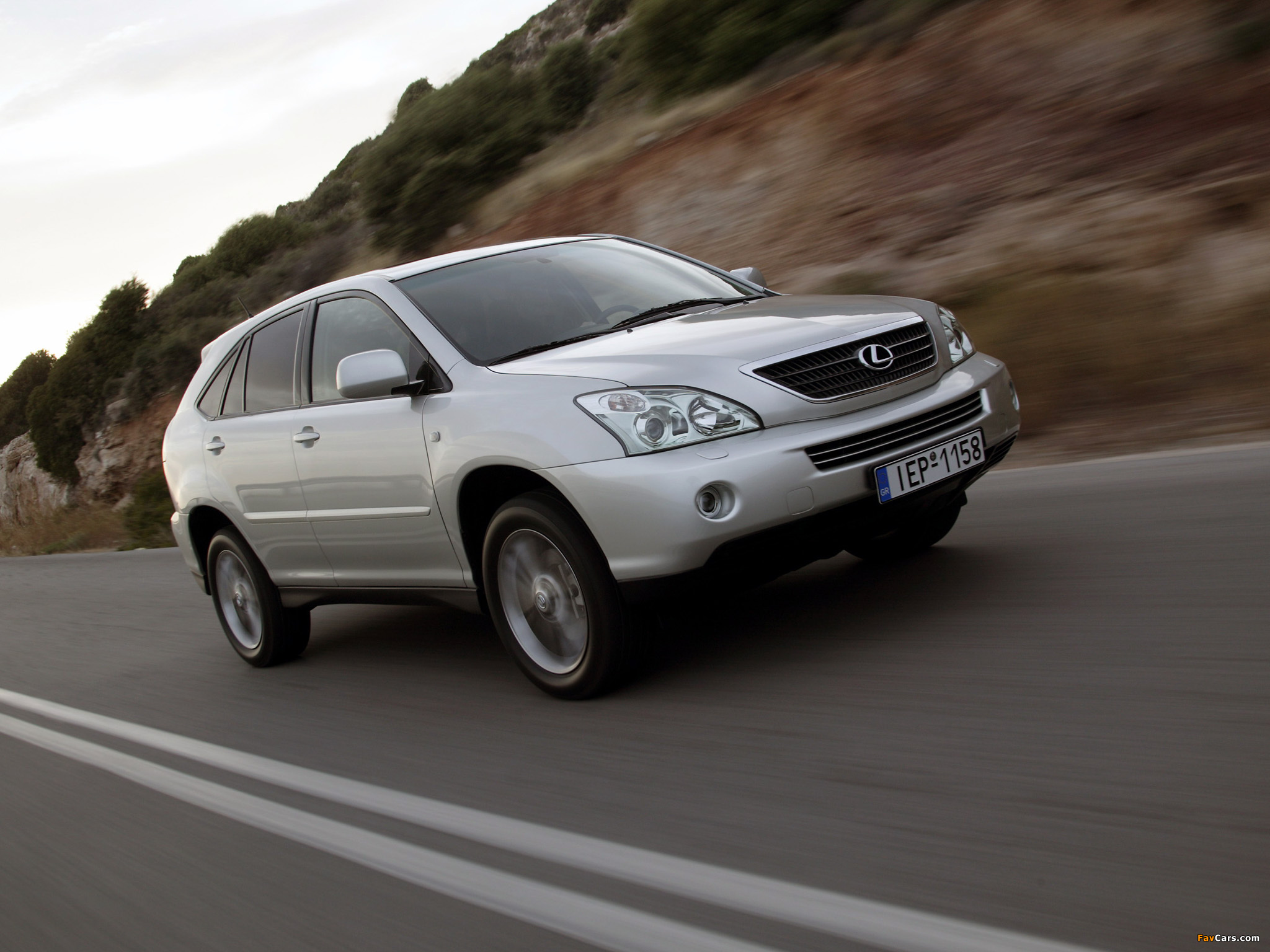 Photos of Lexus RX 400h EU-spec 2005–09 (2048 x 1536)