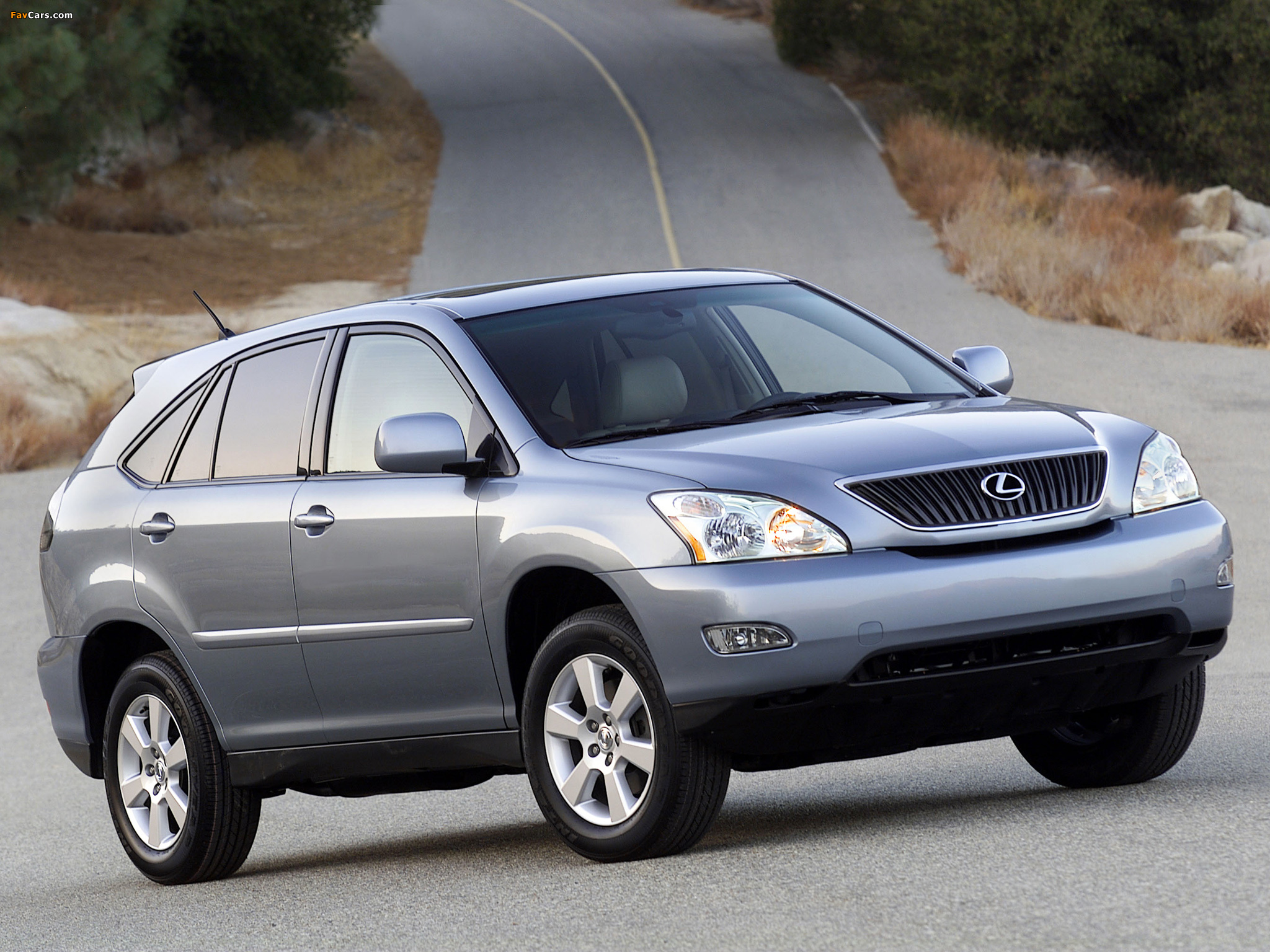 Lexus RX 330 2003–06 wallpapers (2048 x 1536)