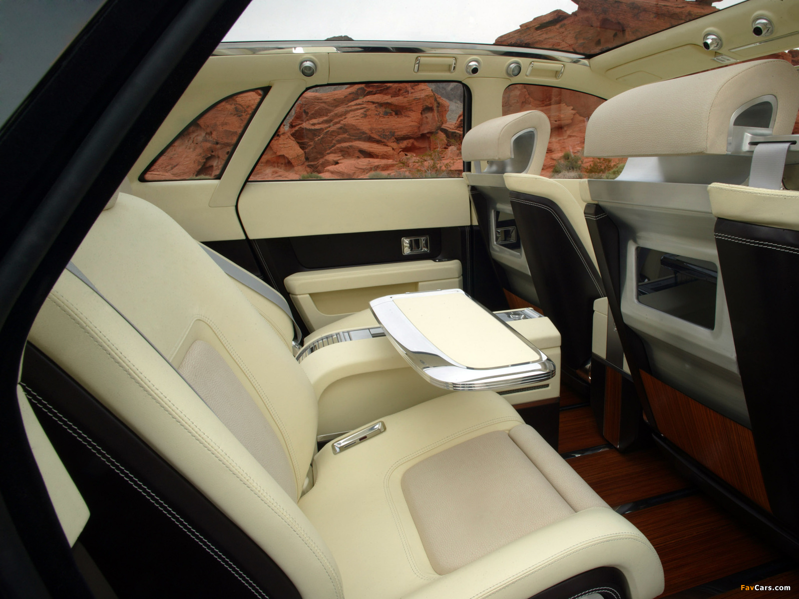 Images of Lincoln Aviator Concept 2004 (1600 x 1200)