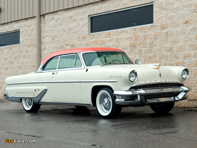 Lincoln Capri Special Custom Hardtop Coupe (60A) 1955 pictures (640 x 480)