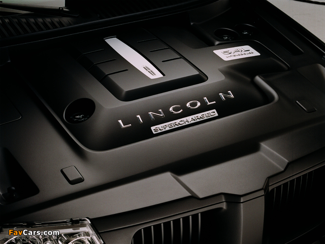 Lincoln Navigator K Concept 2003 photos (640 x 480)