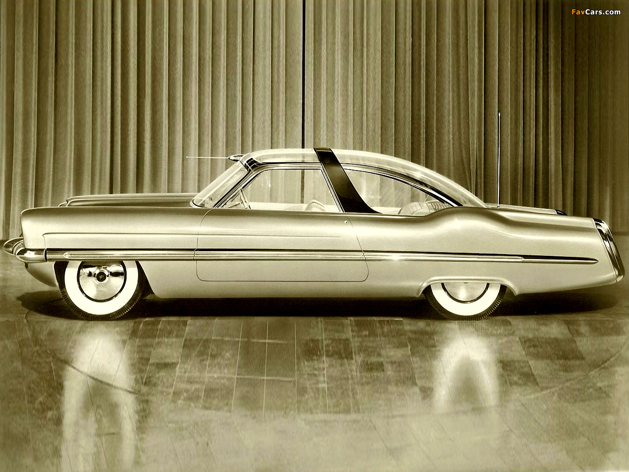Photos of Lincoln XL-500 Concept Car 1953 (1280 x 960)