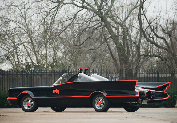 Pictures of Lincoln Futura Batmobile by Fiberglass Freaks 1966