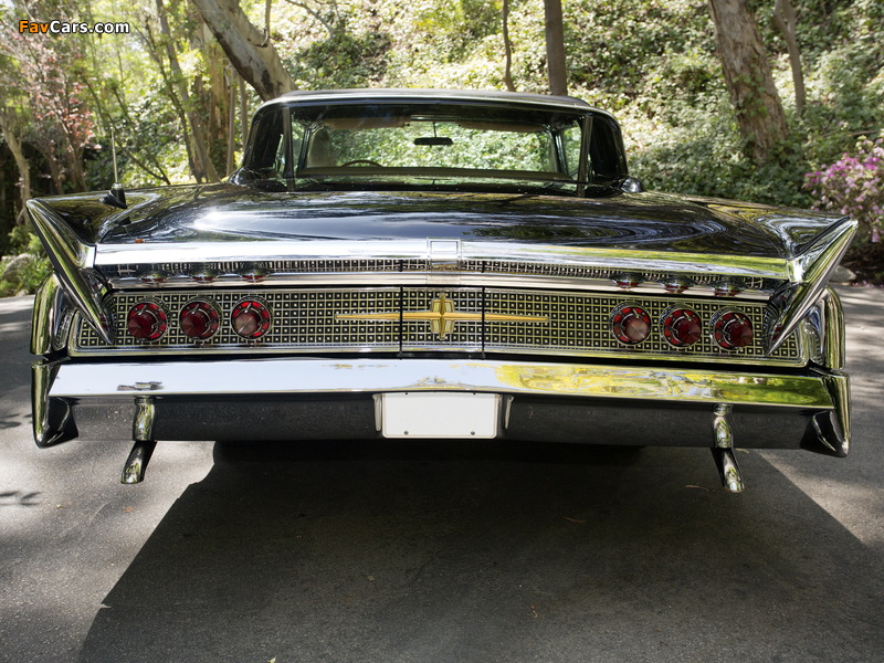 Lincoln Continental Mark V Convertible (68A) 1960 photos (800 x 600)