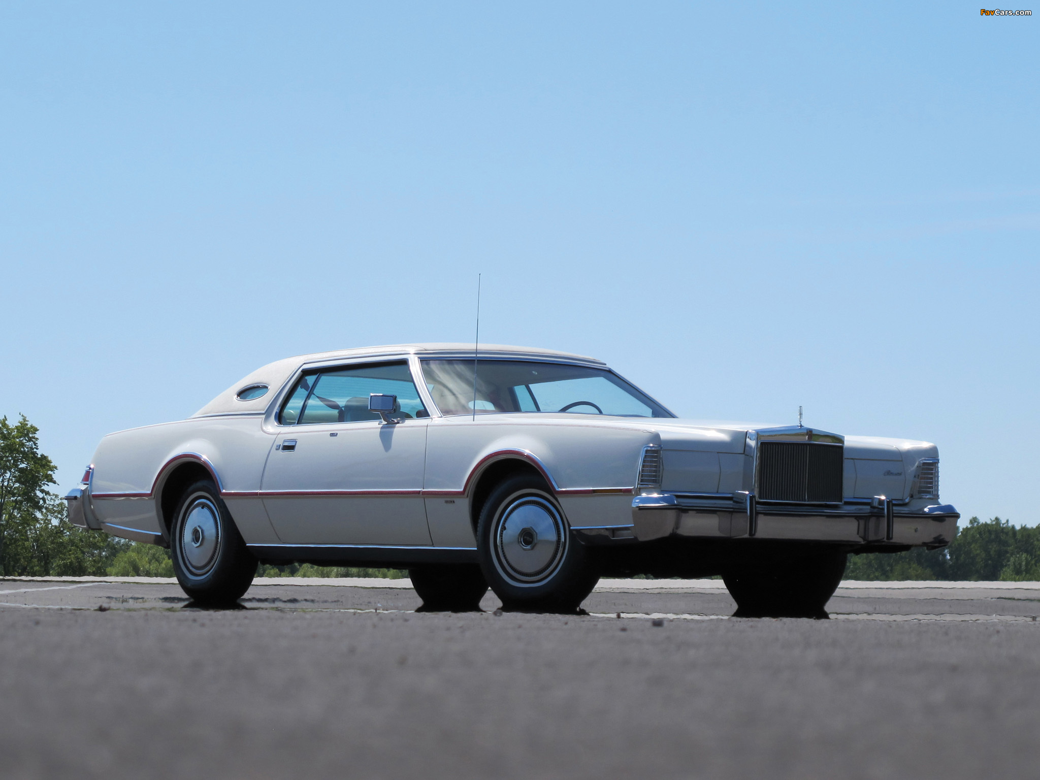 Lincoln Continental Mark IV Lipstick & White Luxury Group 1975–76 images (2048 x 1536)