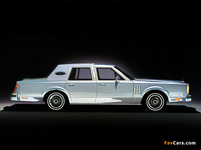 Lincoln Continental Mark VI 4-door Sedan 1980–83 photos (640 x 480)