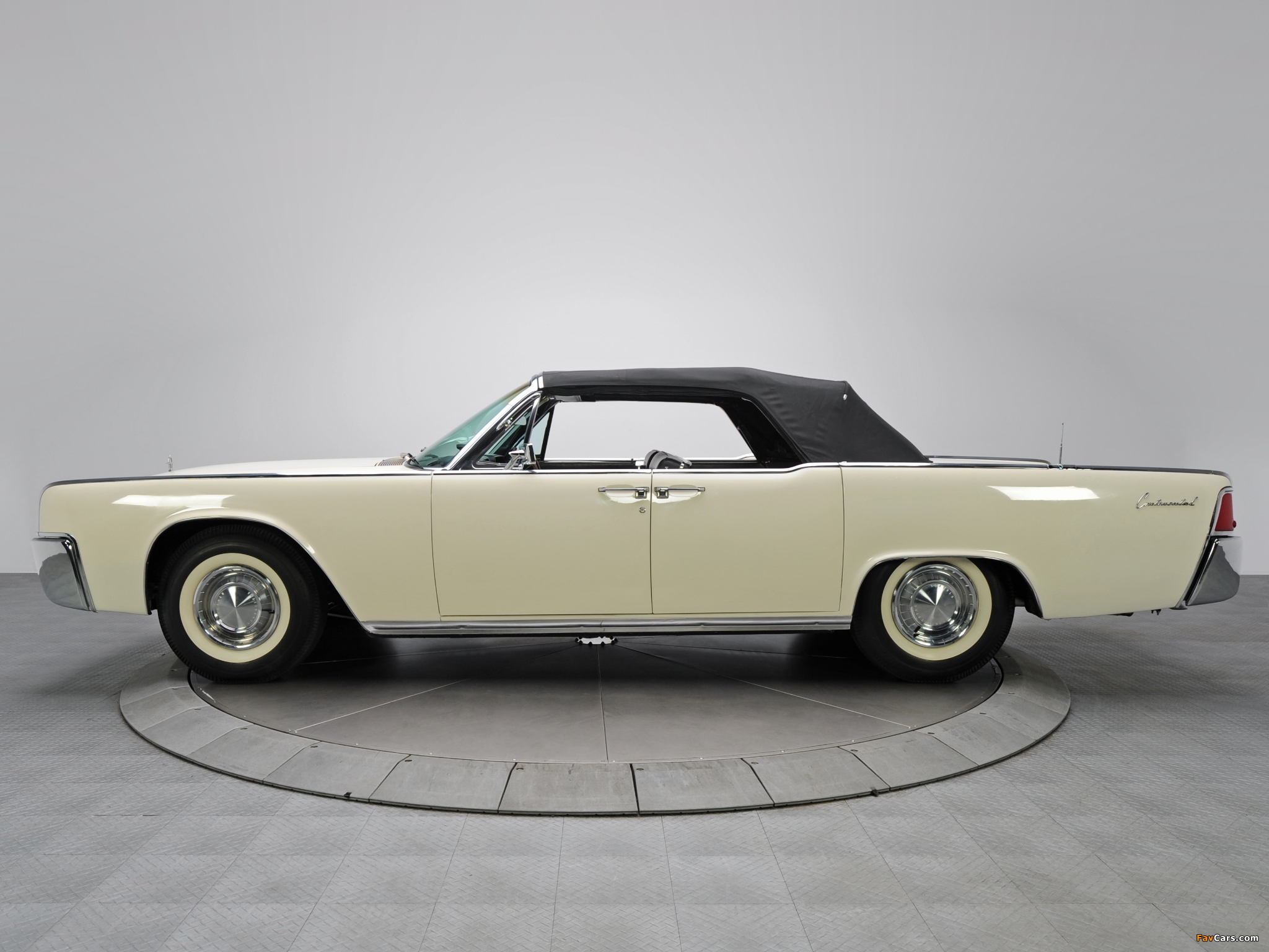 Images of Lincoln Continental Convertible 1962 (2048 x 1536)