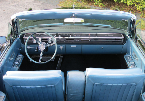 Images of Lincoln Continental Convertible 1965