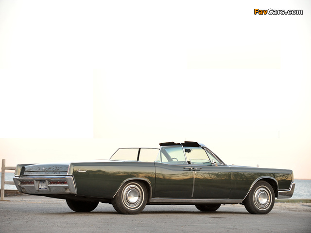 Images of Lincoln Continental Convertible 1967 (640 x 480)