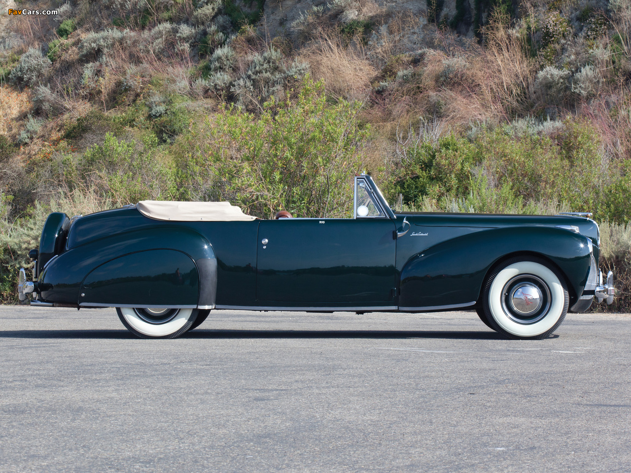 Lincoln Zephyr Continental Cabriolet 1939–40 photos (1280 x 960)