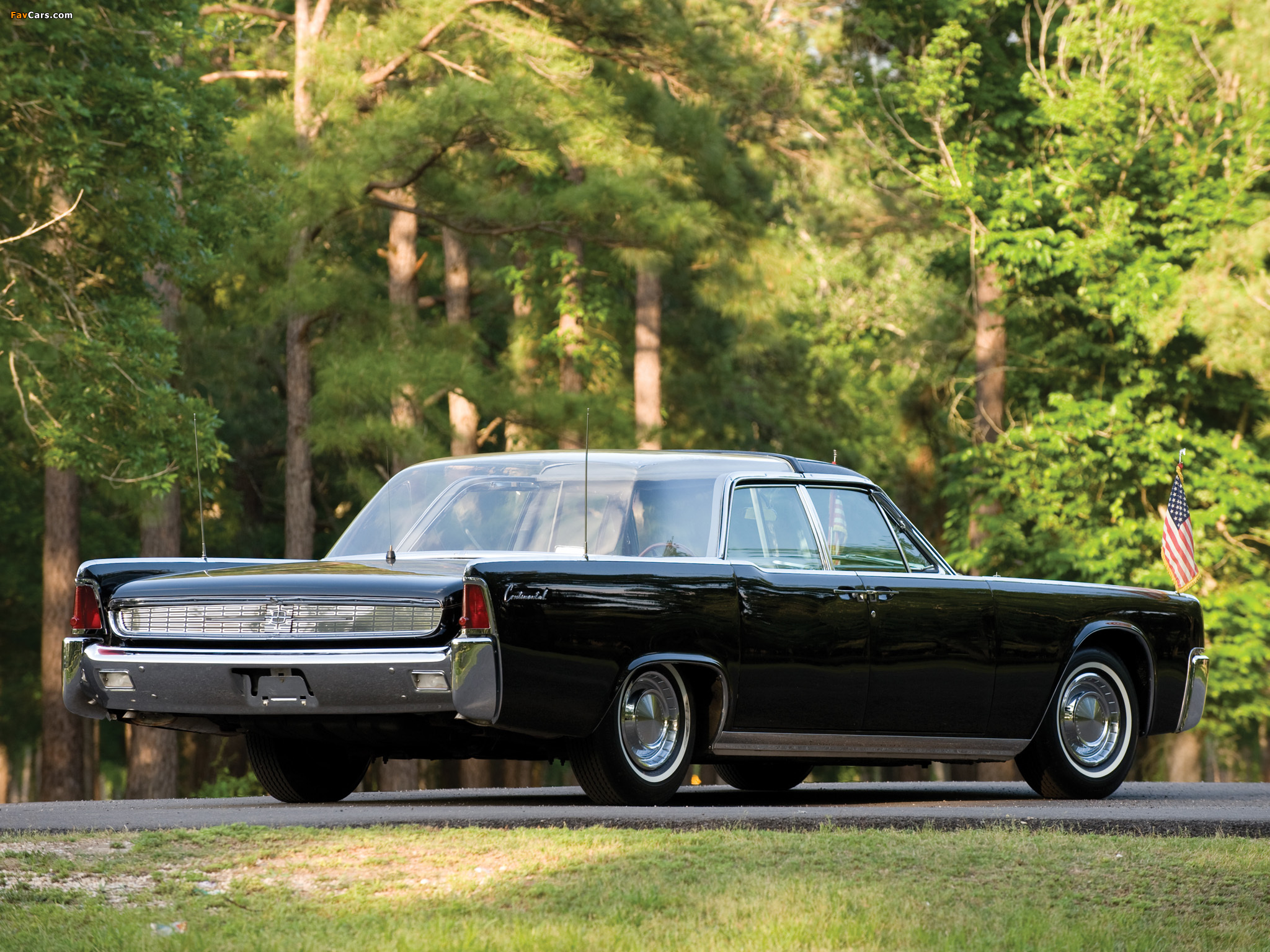 Lincoln Continental Bubbletop Kennedy Limousine 1962 photos (2048 x 1536)