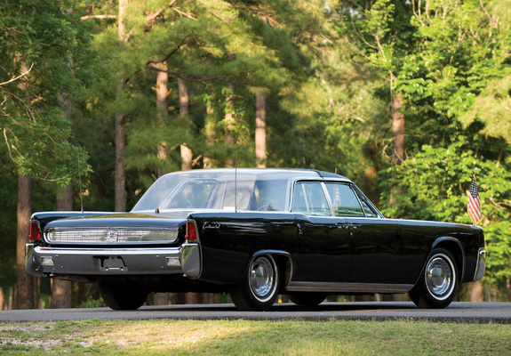 Lincoln Continental Bubbletop Kennedy Limousine 1962 photos