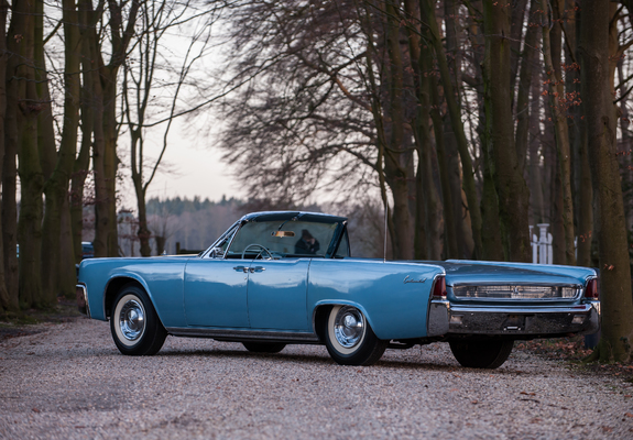 Lincoln Continental Convertible (74A) 1962 pictures