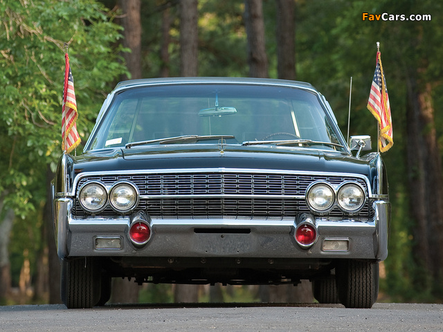 Lincoln Continental Bubbletop Kennedy Limousine 1962 wallpapers (640 x 480)