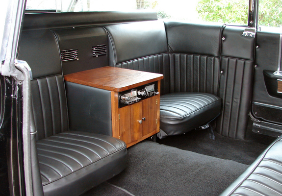 Lincoln Continental Executive Limousine by Lehmann-Peterson 1965 pictures