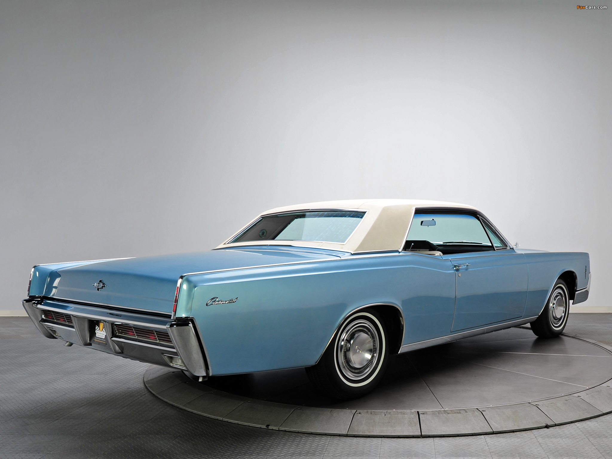 Lincoln Continental Hardtop Coupe 1966 images (2048 x 1536)