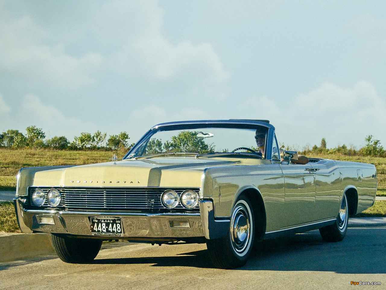 Lincoln Continental Convertible (74A) 1966 images (1280 x 960)