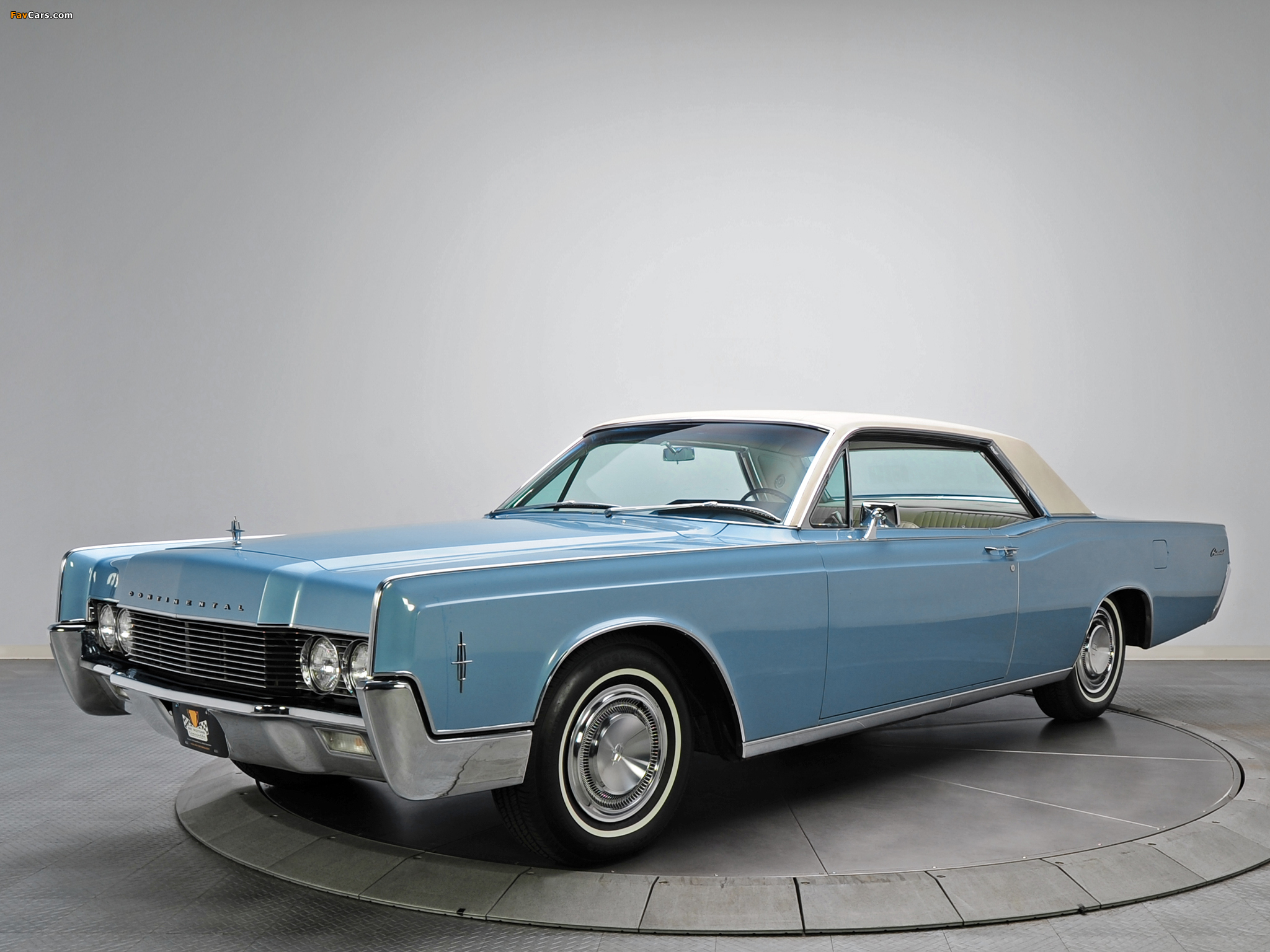 Lincoln Continental Hardtop Coupe 1966 photos (2048 x 1536)