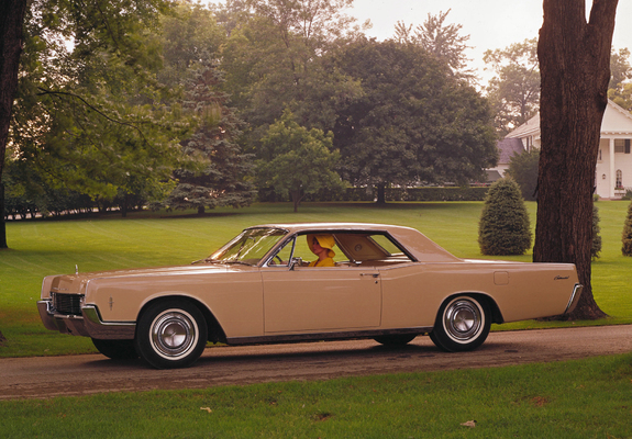 Lincoln Continental Hardtop Coupe 1966 wallpapers