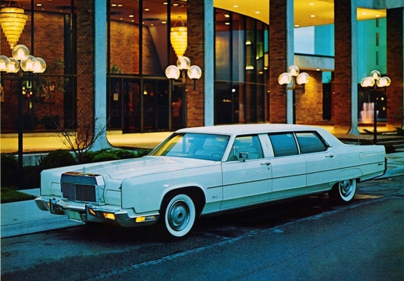 Lincoln Continental Executive Limousine by Moloney 1973 pictures