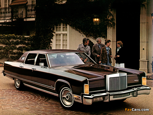 Lincoln Continental Town Car 1977 images (640 x 480)