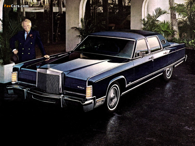 Lincoln Continental Town Car 1977 pictures (800 x 600)