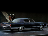 Lincoln Continental Town Car 1978 pictures
