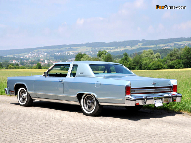 Lincoln Continental Town Coupe 1979 images (640 x 480)