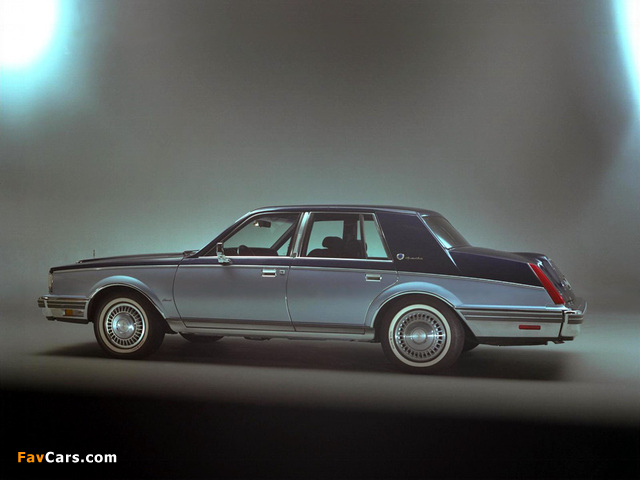 Lincoln Continental 1982–83 photos (640 x 480)