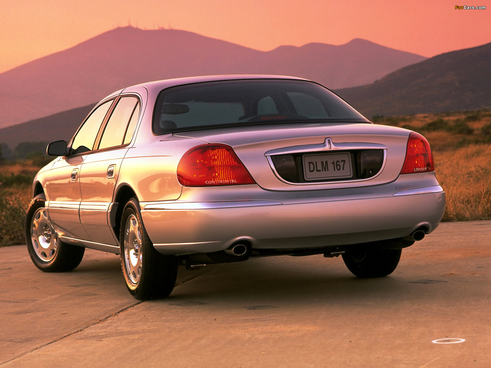 Lincoln Continental 1998–2002 photos (1600 x 1200)