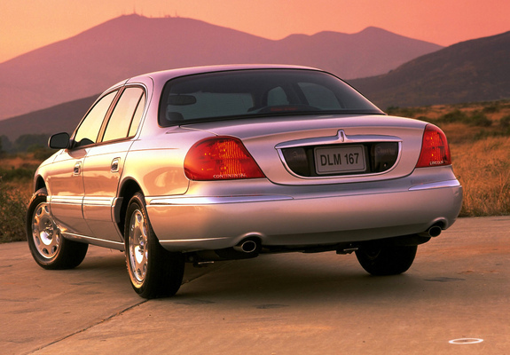 Lincoln Continental 1998–2002 photos