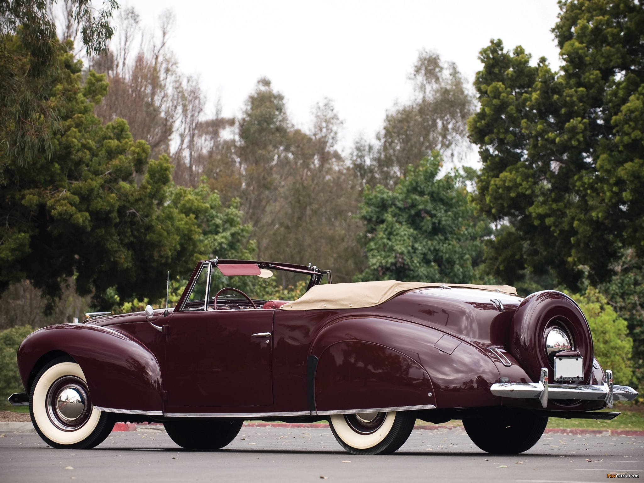 Photos of Lincoln Zephyr Continental Cabriolet 1939–40 (2048 x 1536)