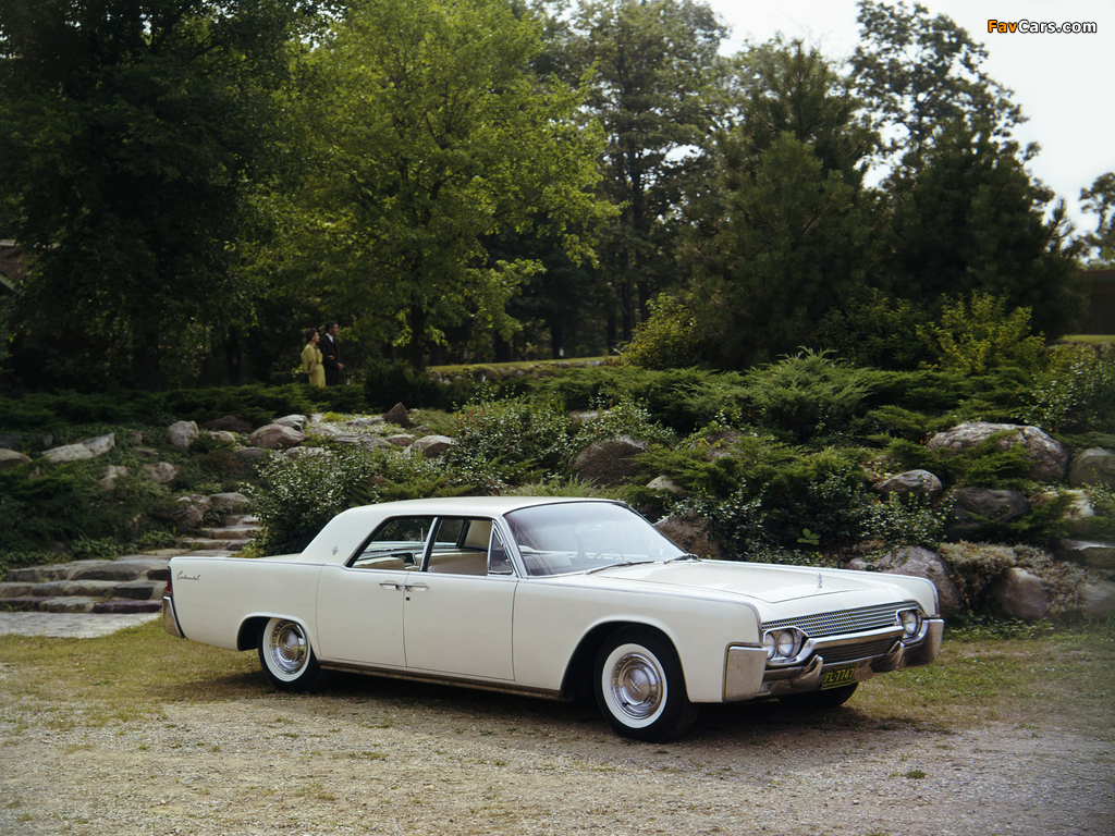 Photos of Lincoln Continental Sedan (53A) 1961 (1024 x 768)