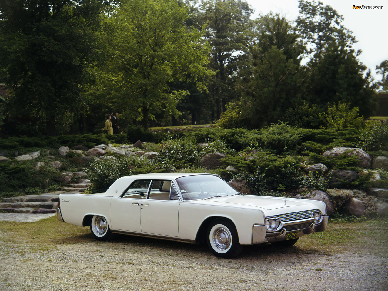 Photos of Lincoln Continental Sedan (53A) 1961 (1280 x 960)