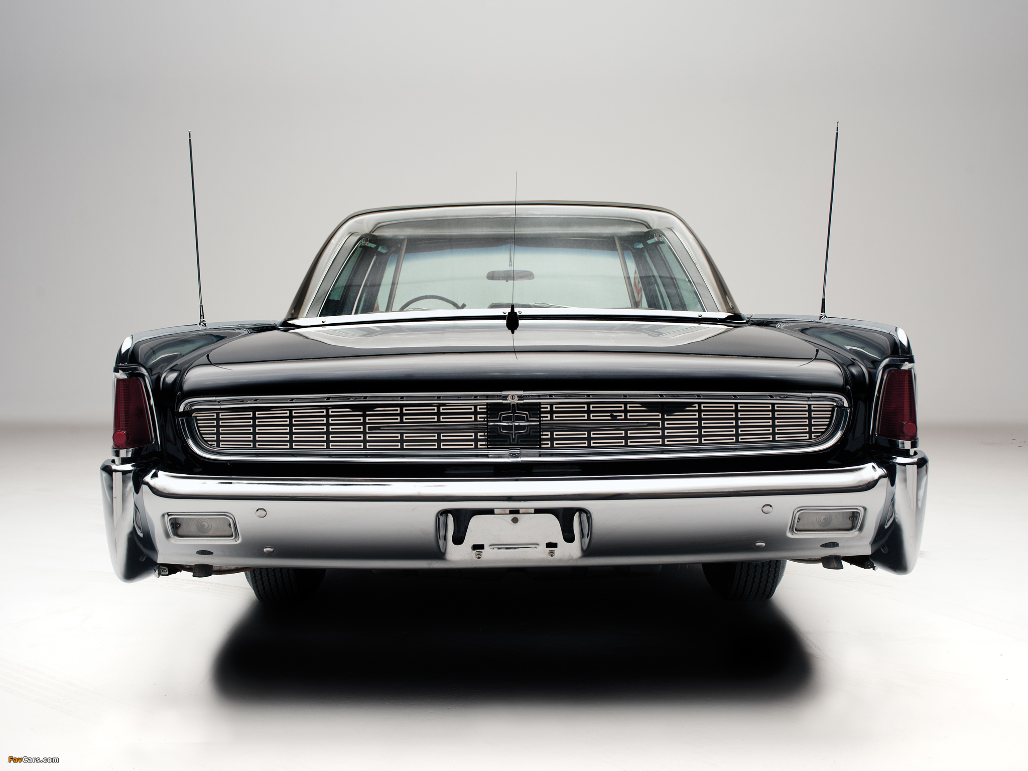 Photos of Lincoln Continental Bubbletop Kennedy Limousine 1962 (2048 x 1536)