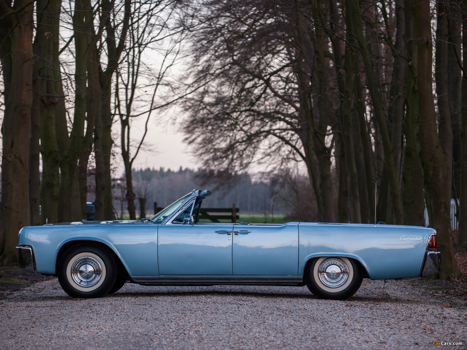 Photos of Lincoln Continental Convertible (74A) 1962 (1600 x 1200)