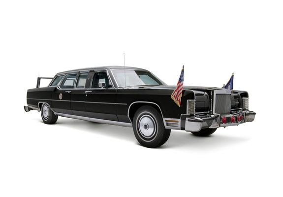 Photos of Lincoln Continental Presidential Limousine 1972